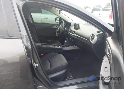 2018 Mazda Mazda3 Sport z USA, uszkodzony, nr VIN 3MZBN1U71JM166255